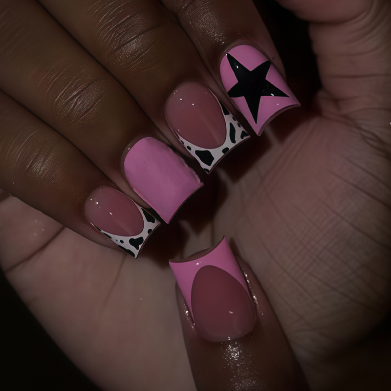 Cross-Border Hot-Selling Pink French-Style Black and White Cow Print French-Style Black Star Press-On Nails, 24 Pieces, Fashionable and Complexion-Enhancing Style