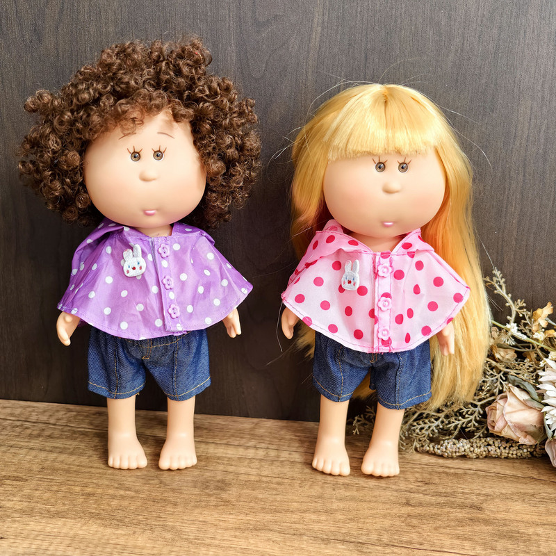 I Am Mia Spanish Potato Doll, a 24cm Vinyl Doll with a Waterproof Poncho Series in Candy Colors I Am Mia Spanish Potato Doll, a 24cm Vinyl Doll with a Waterproof Poncho Series in Candy Colors