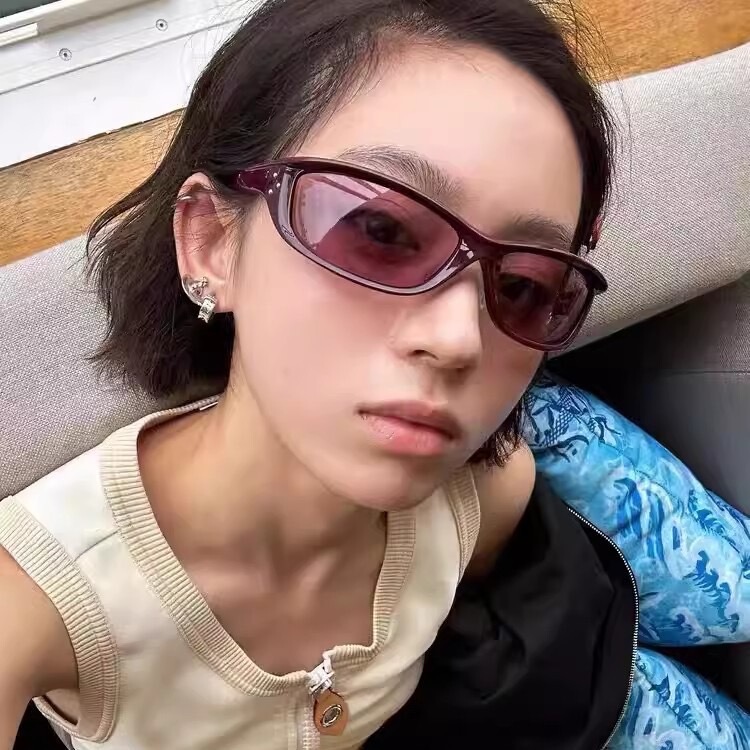 European and American style retro Y2K hot girl riding sunglasses UV protection beach travel concave shape photo sunglasses European and American style retro Y2K hot girl riding sunglasses UV protection beach travel concave shape photo sunglasses