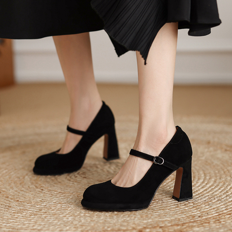 Giày cao gót nữ da bò mũi nhọn gót vuông 8,6 cm quai đơn Mary Jane — Da cừu màu đen