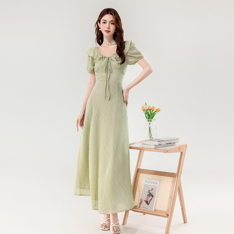 2026 Summer New Fashion French Simple Holiday Style Elegant Ruffle Collar Waist-Cinching Slimming Dress