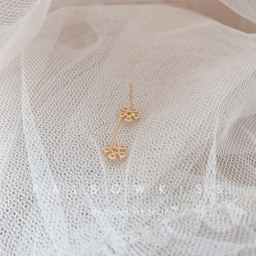 Daisy earrings for round faces, simple design, flower earrings, ins Internet celebrity new products,  new trend