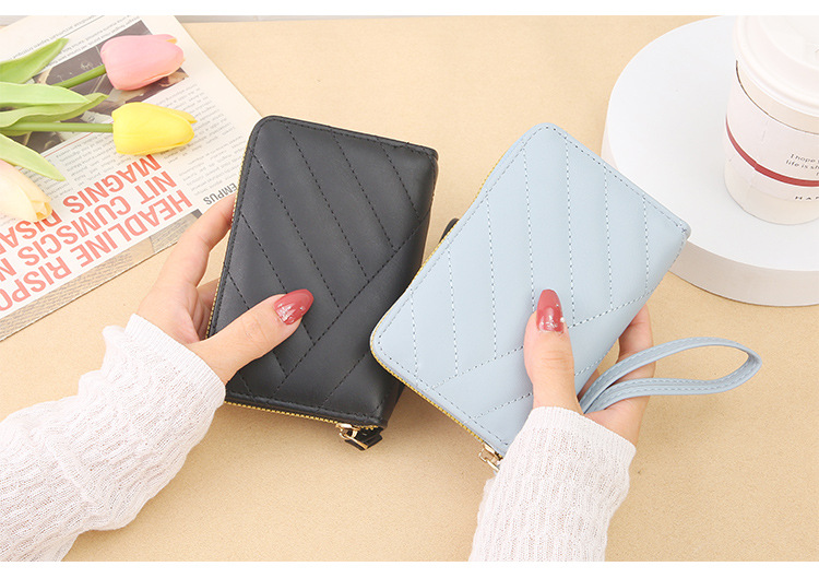 Women's Solid Color Pu Leather Zipper Wallets display picture 3