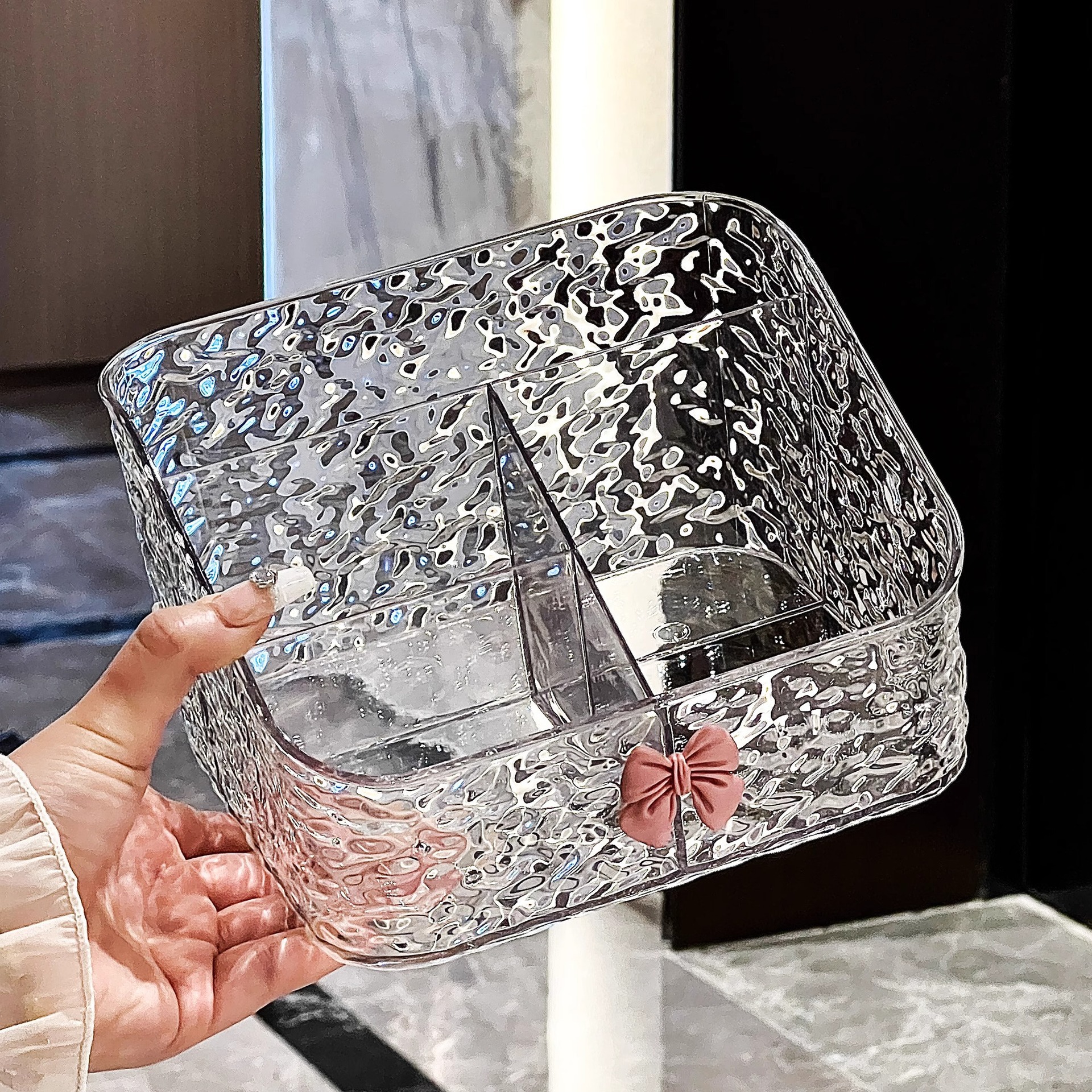 Light Luxury Cosmetic Storage Box Transparent Desktop Dressing Table Lipstick Skincare Finishing Large Capacity Multi-cell Storage Rack