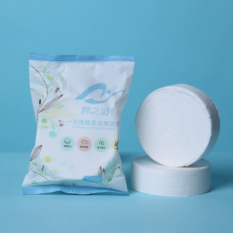 Disposable handheld bath towel for traveling, increased thickness