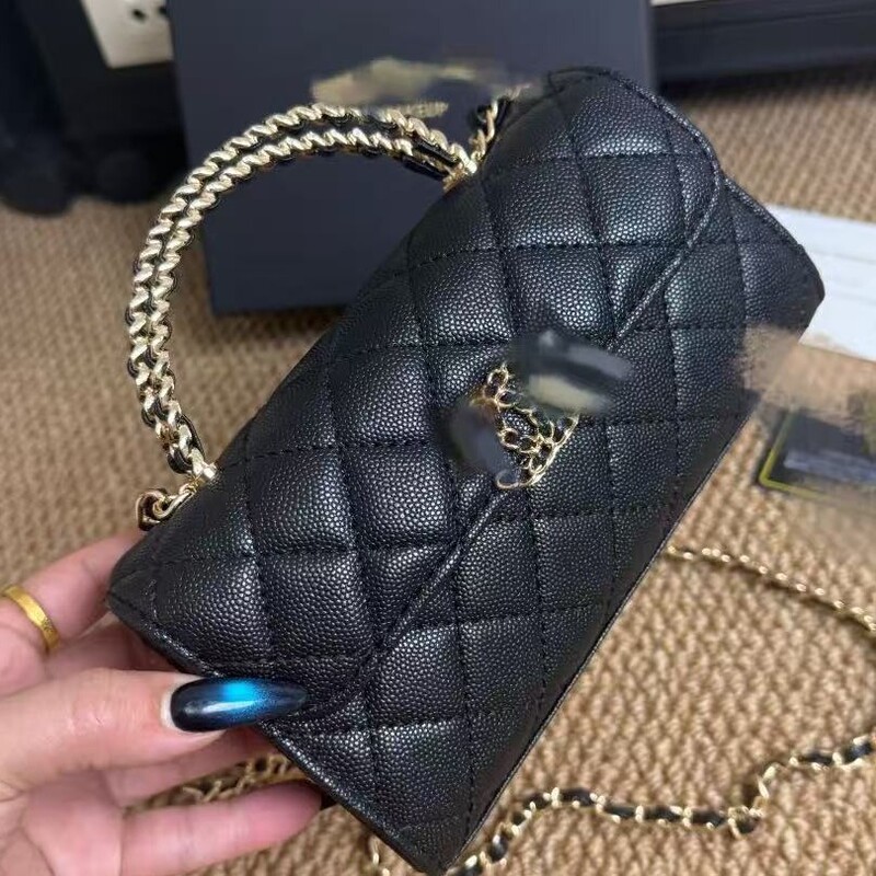 Small Chanel-Style Quilted Women's Shoulder Crossbody Bag, Fashionable Double C Chain Bag