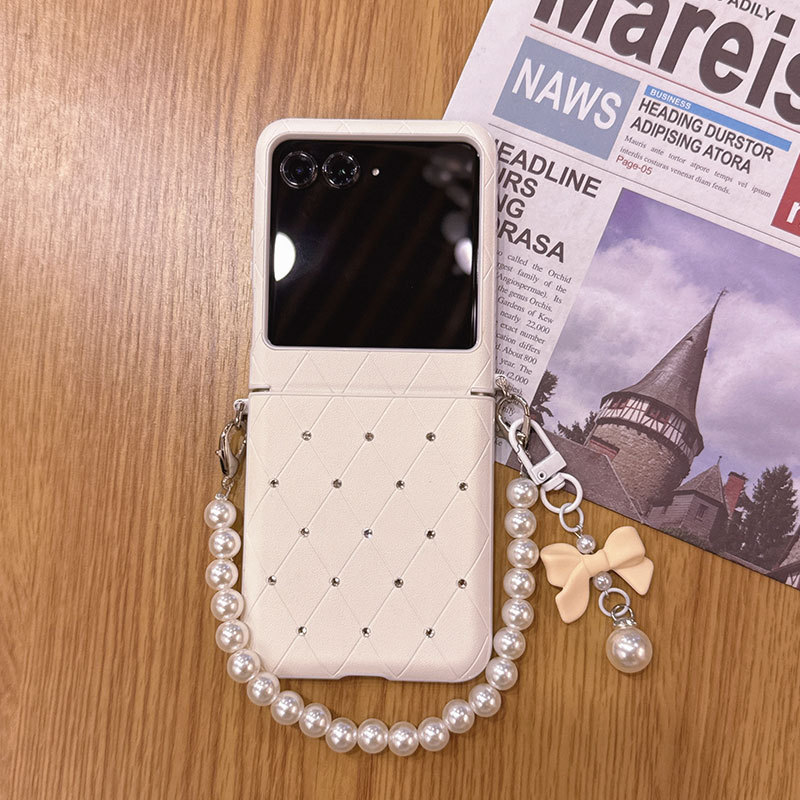 For Motorola Razr60 Phone Case Hinge Full-range Diamond Leather Case Razr50 Leather Case 60Ultra