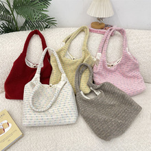 510112 �＾�¿�ͨ��ë�q�μ�����������ذ���Ů2025���e���İ�