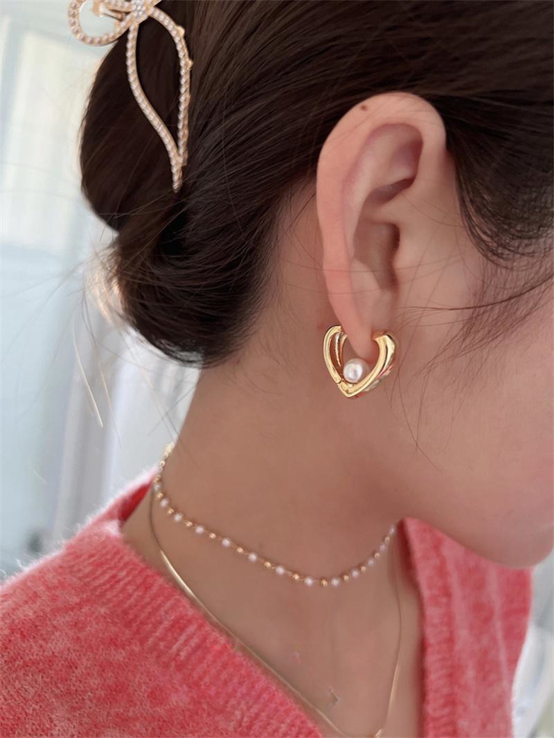 Women's Gender 1 Pair Modern Style Simple Style Heart Shape Plating Copper Earrings