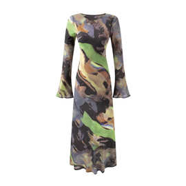 2025新款复古印花别致喇叭袖派对风连衣裙法式一字领雪纺长裙