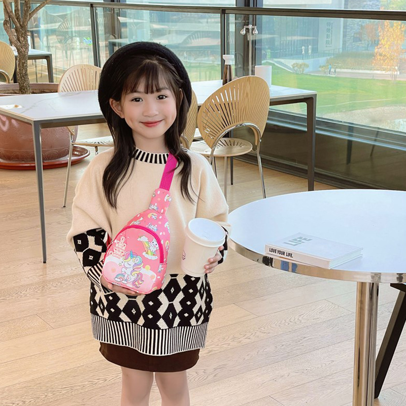 Ventas transfronterizas calientes bolsos de pecho para niños nuevos unicornios de dibujos animados bolsos de cambio bebés lindos bolsos mochilas de chicas pequeñas