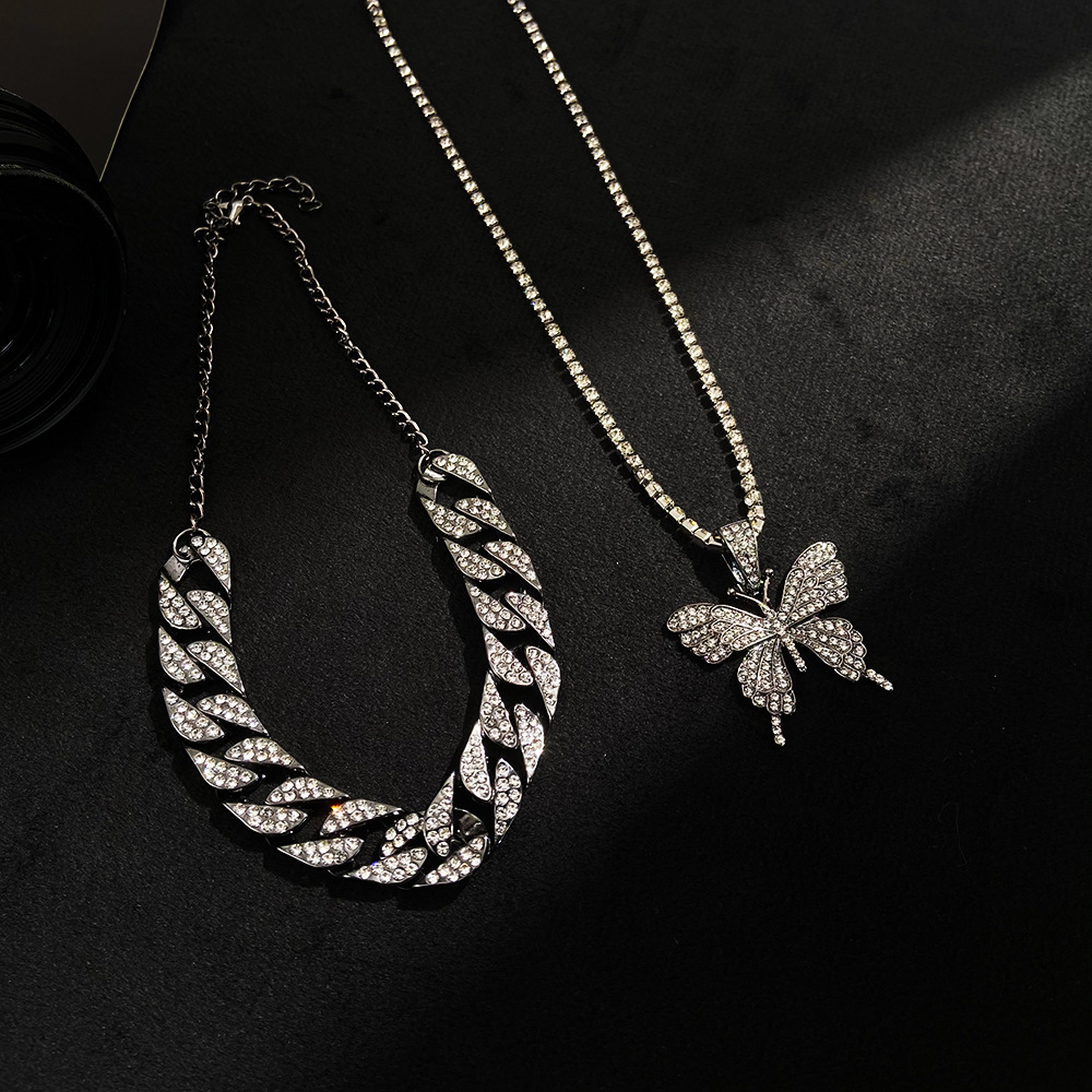 Style Classique Papillon Acier Inoxydable Placage Incruster Pierres Précieuses Artificielles Collier En Couches display picture 2