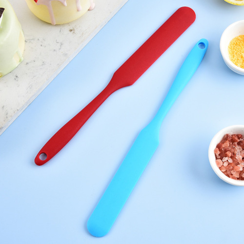 Factory Stock Wholesale Silicone One-Piece Long Strip Cake Butter Spatula Mixing Knife Baking Tool Silicone Scraper