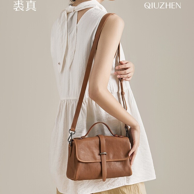 Qiu Zhen 007 Messenger Bag for Women, Genuine Leather, Vintage, Large Capacity, Commuter Shoulder Crossbody Bag, Niche Vegetable-Tanned Leather Bag
