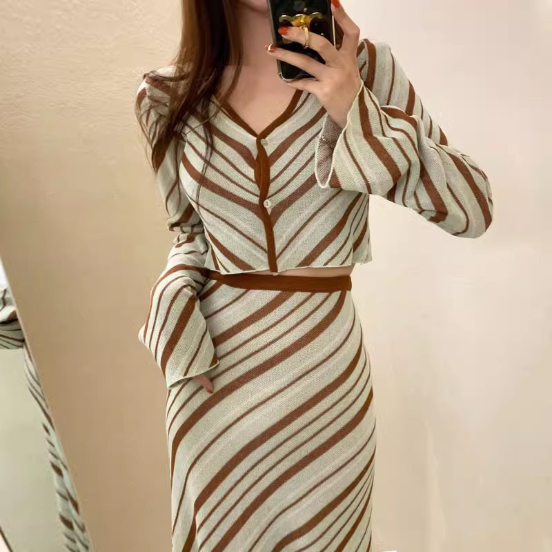 South Korea Chic Gentle V-Neck Two-Button Slim-Fit Short Sweater High Waist Hip Striped Skirt for suit Women
