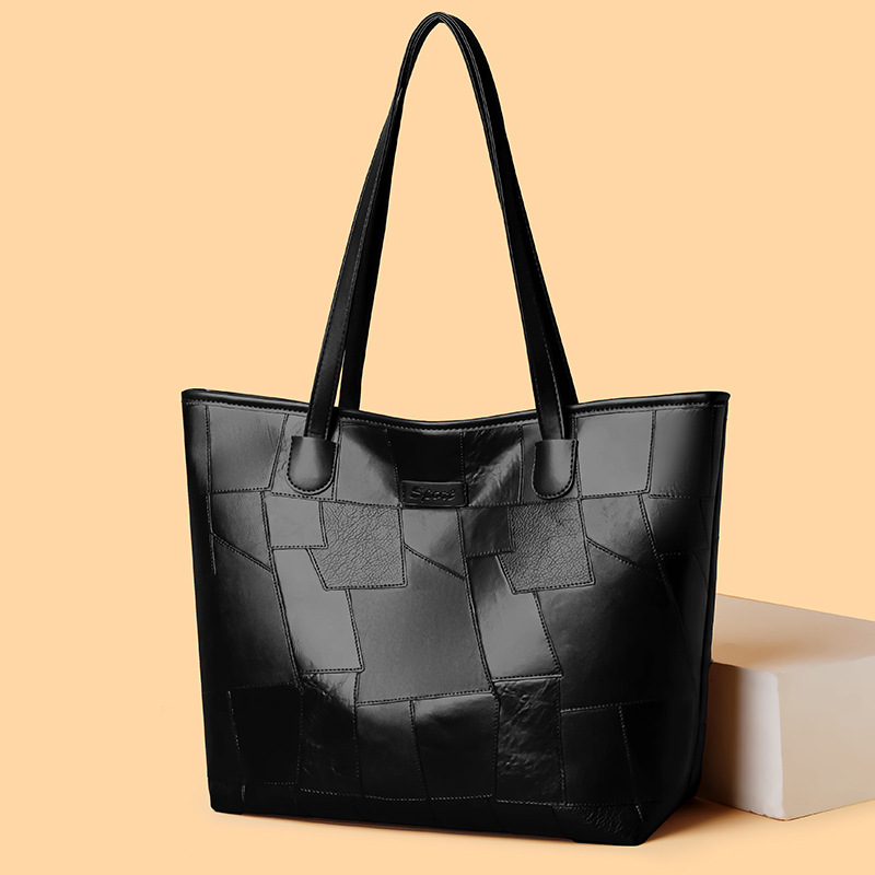 Retro capacious universal waterproof one-shoulder bag