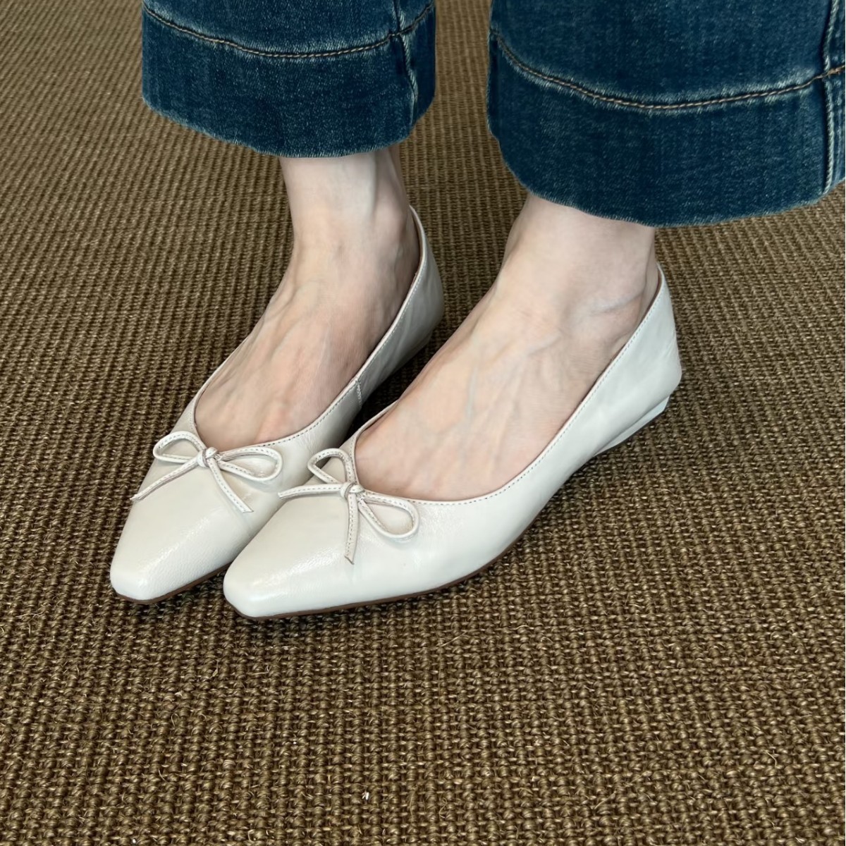 Sheepskin version ~ low heel ballet shoes women's French bright bow small single shoes commuter black shallow mouth Mary Jane shoes