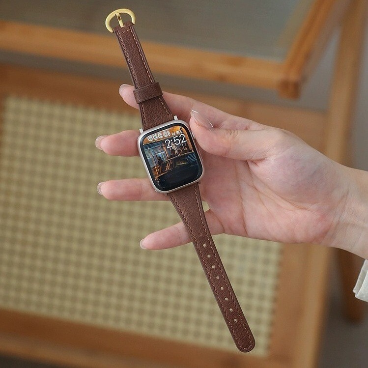 Suitable for Applewatch87654 Generation Leather Fine Strap with Horseshoe Buckle and Small Waist Apple Watch Strap S8