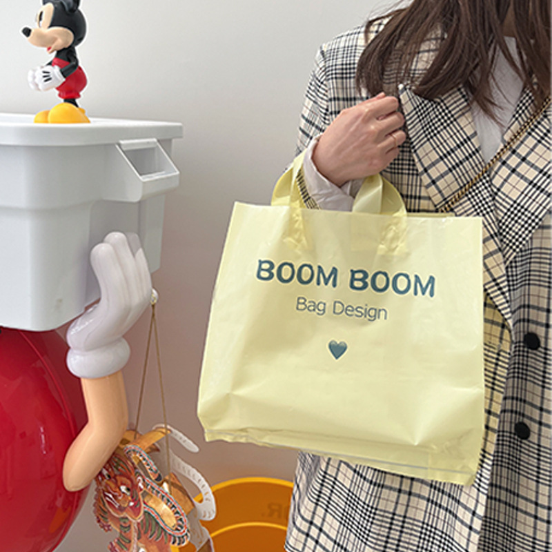 Clothing Store Handbags Wholesale Clothing Packaging Bags Plastic Bags Shopping Gift Bags Handbags Can Be Printed with Logo