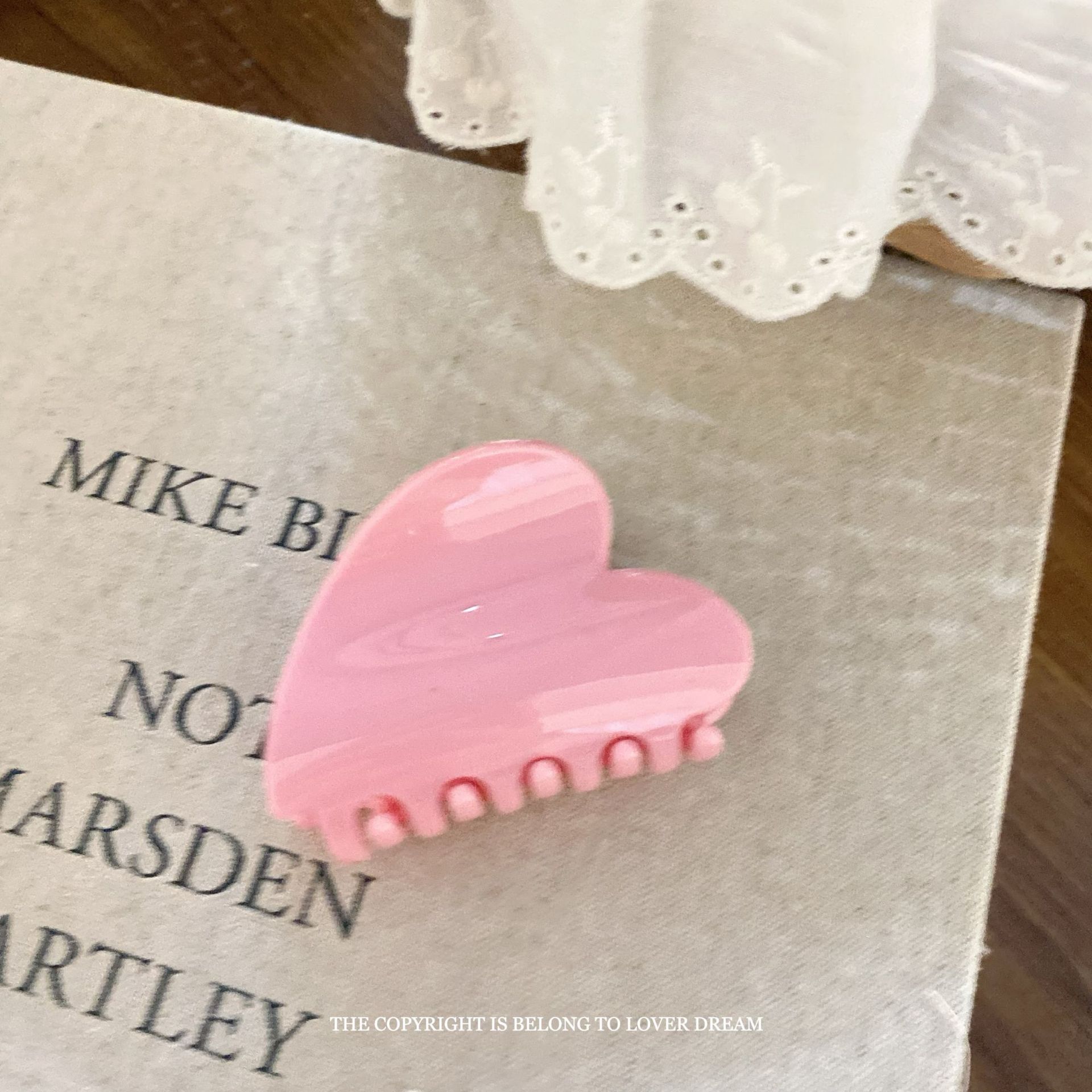 Creamy deep pink 7cm heart