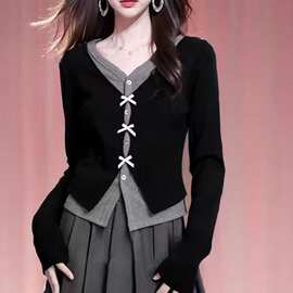 V领长袖打底衫T恤女2024秋冬新款修身百搭设计感短款假两件上衣女