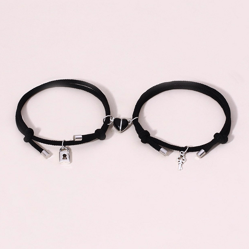 Simple Style Heart Shape Alloy Plating Unisex Bracelets 1 Piece display picture 10