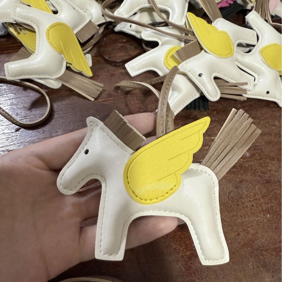 小飛馬h家ストラップpu皮プラチナバッグケリーバッグ掛けキーホルダーペンダントプレゼントかばんアクセサリー