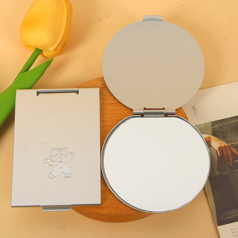 handheld mirror