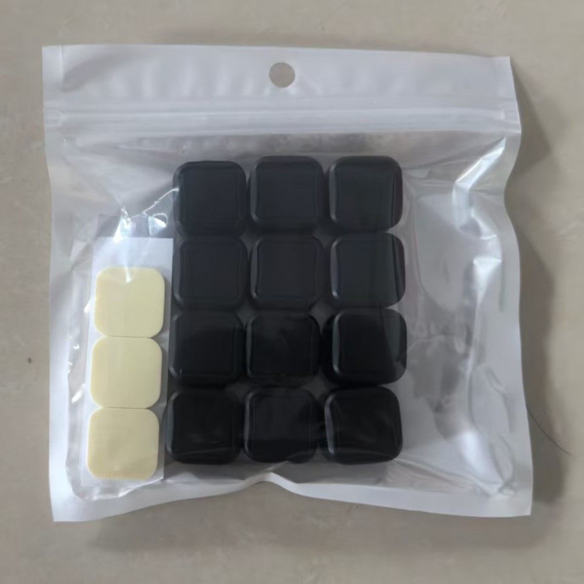 Black 12 pieces [pearl film bag]