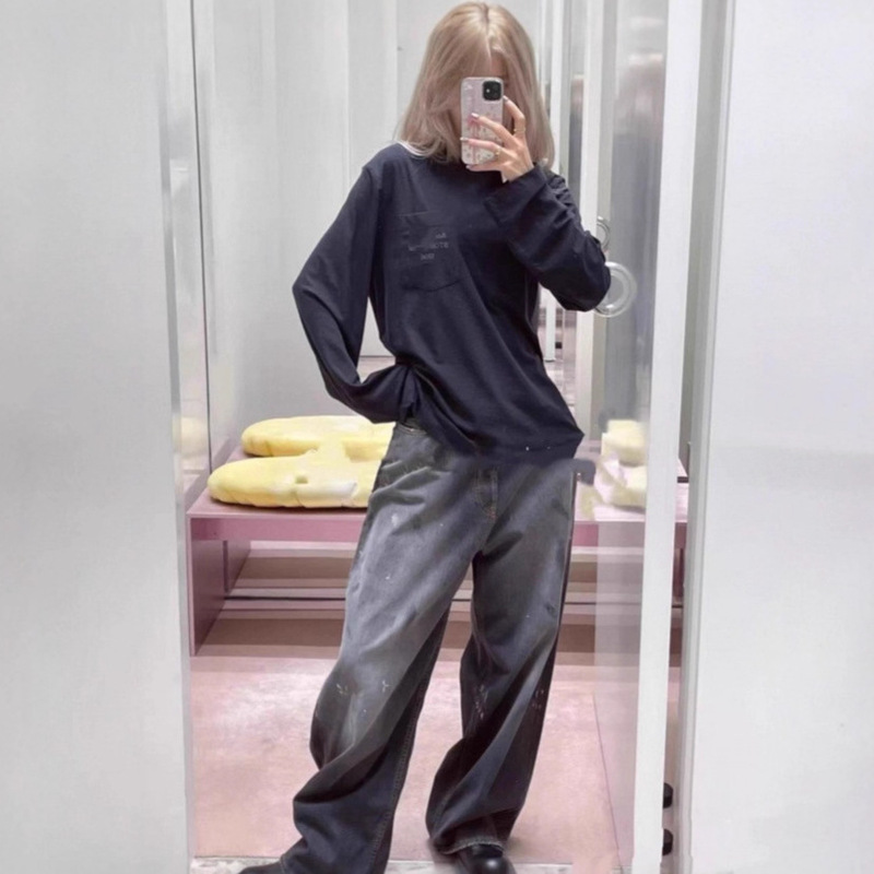 High-Quality New Pocket Print Letter Long-Sleeve Loose T-Shirt with Distressed Fashion, Versatile for Both Men and Women