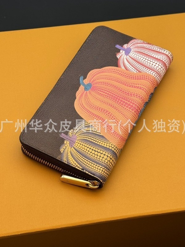 卸売りの外国貿易の国境を越えた商品の供給源欧米のファッションの財布の漫画の図文の本革の旅行のパスポートは男女通用します。|undefined