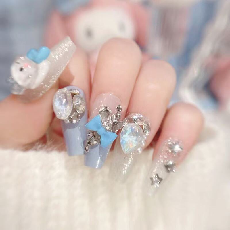 24 Pieces of Blue Gemstone Cinnamon Dog Nail Art Tips, High Aesthetic Value, Flattering to the Complexion, Removable Wearable Nail Stickers Wholesale