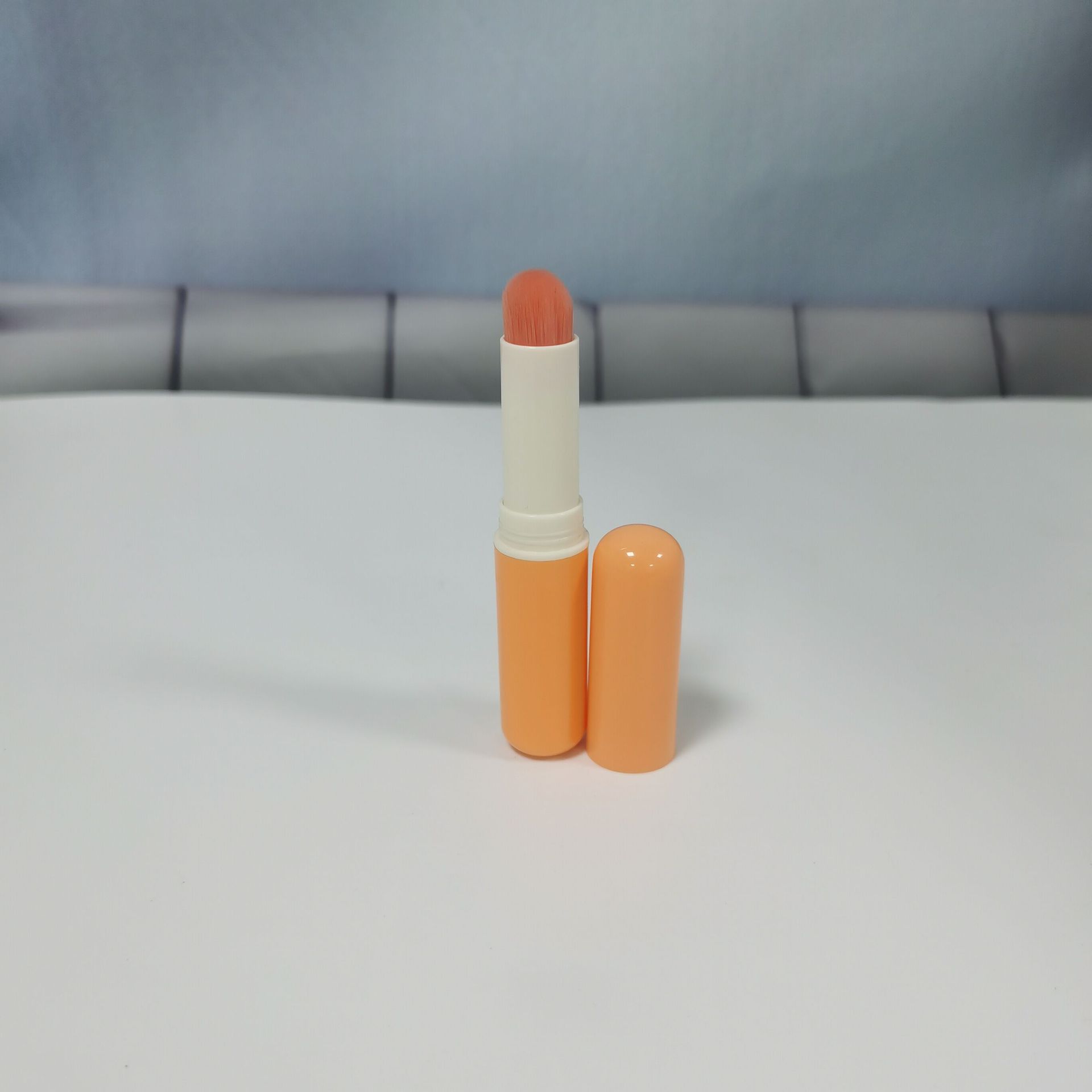 Nuevo cepillo de labios de silicona retráctil cabeza redonda portátil máscara de labios lápiz labial cepillo profesional pincel de belleza herramienta Pincel de labios