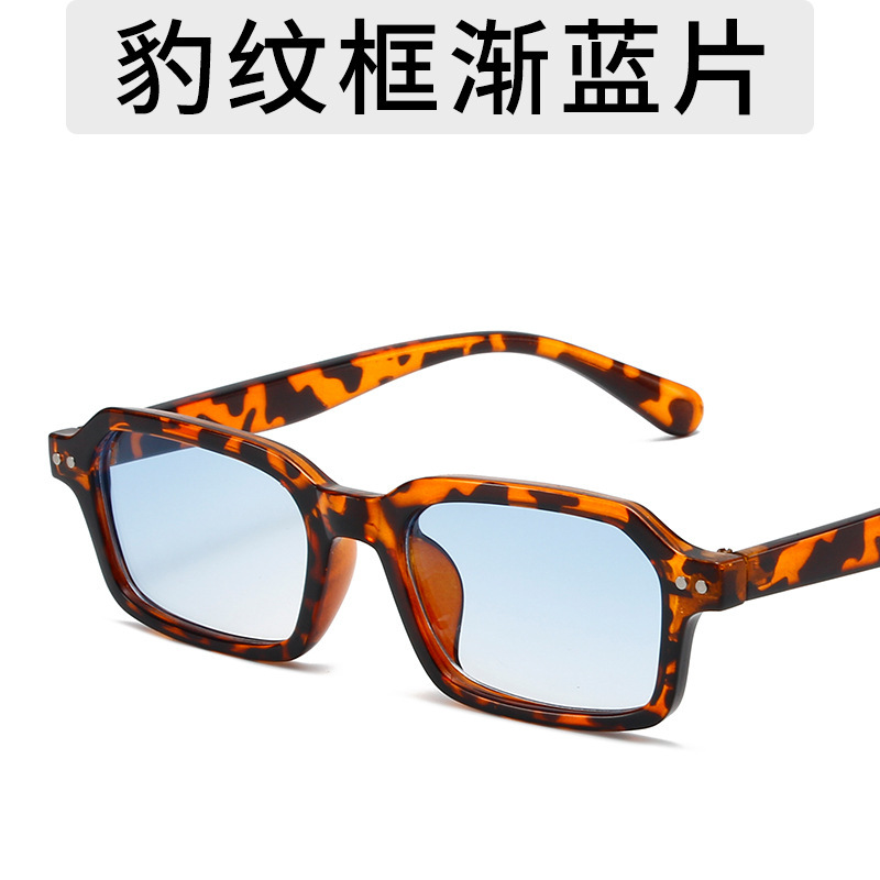 2025 nueva versión coreana de gafas de sol de moda rectangulares con montura pequeña, gafas de sol para viajar, gafas ligeras para hombres y mujeres
