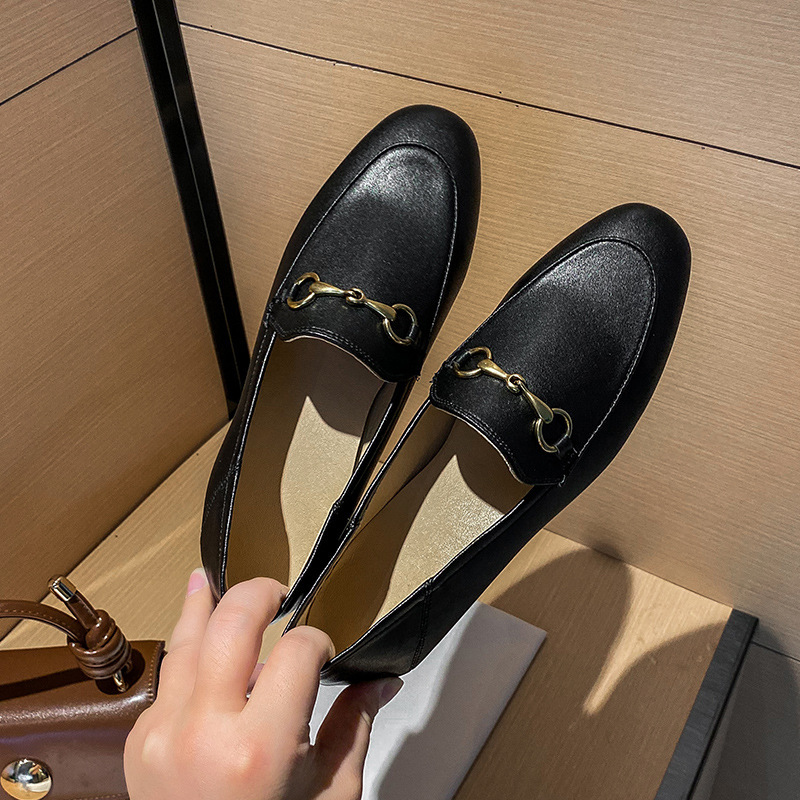 Horsebit Buckle Flat Loafers Women's Slip-on 2021 Spring and Summer Genuine Leather Shoes Single-layer Shoes Lazy Shoes Cross-border Large Size