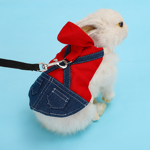 Cross-border new pet products, rabbit clothes, lop-eared rabbit denim clothes, baby rabbit and kitten chest and back clothing, free leash