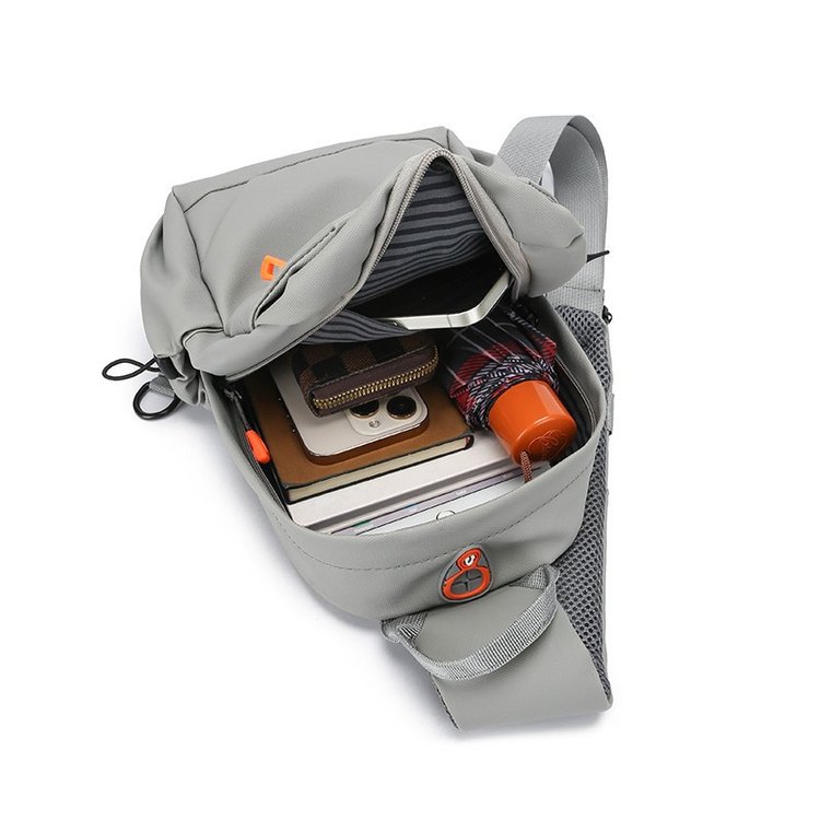 Moda y fácil, la bolsa para el pecho te ayuda a seguir adelante