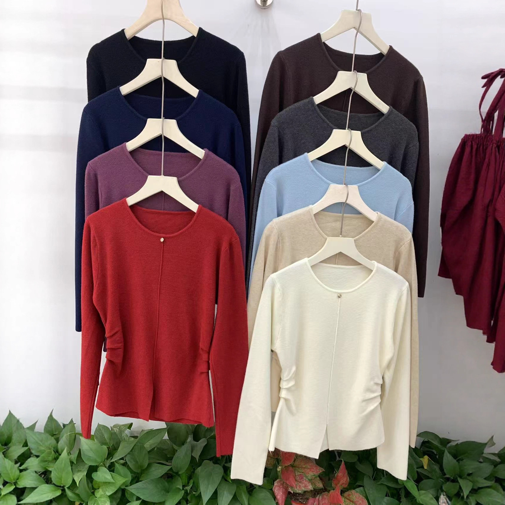 设计感纯色前开叉圆领长袖针织衫女秋季新款小众软糯修身打底衫