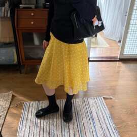 日系甜美黄色波点垂感半身裙女春夏简约学院风显瘦肌理感a字中裙