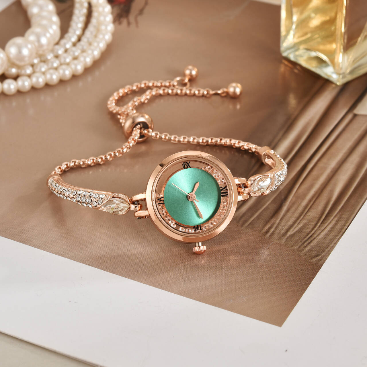 Reloj transfronterizo para estudiantes de la escuela