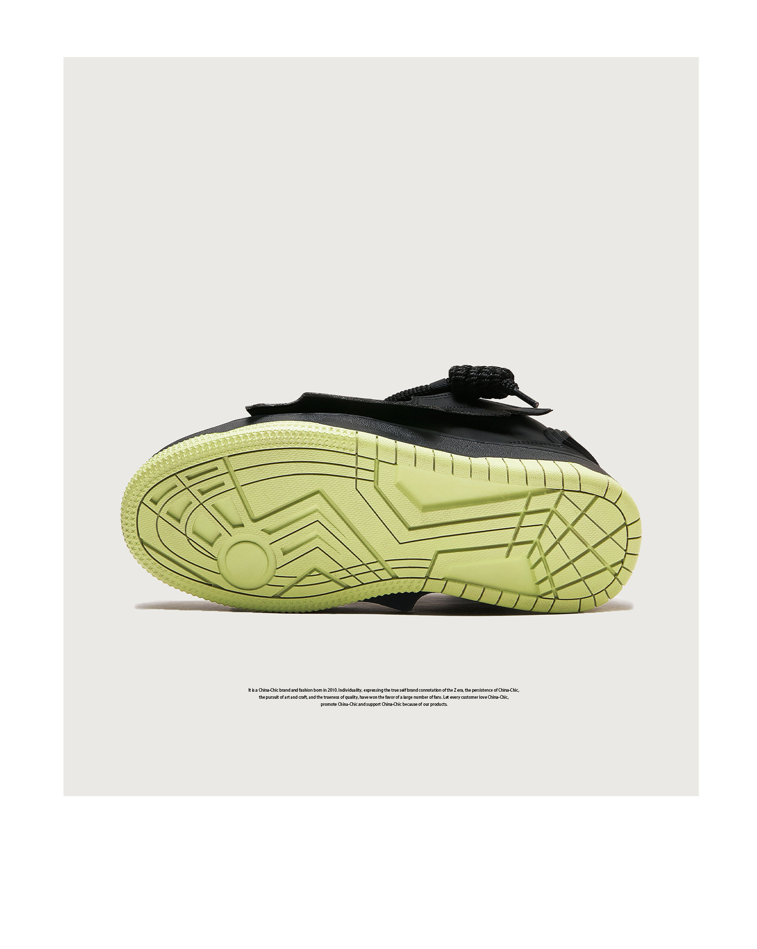 Designer China-Chic Batman Bread Hochhausschuhe mit dicker Sohle für Männer und Frauen_voghion.com