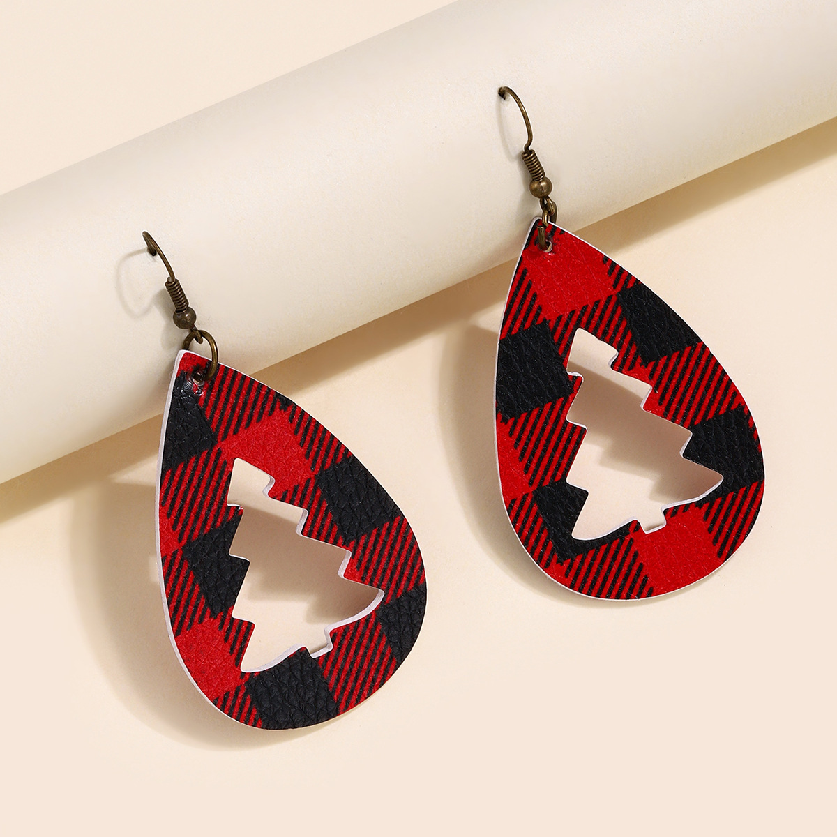 European And American Popular New Christmas Water Drop Plaid Leather Earrings Creative Christmas Tree Earring Gift Accessories Wholesale display picture 4