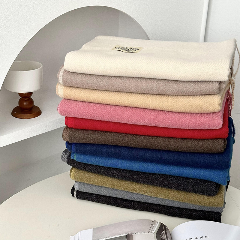 Otoño y invierno bufandas mujeres de imitación de cashmere de color sólido de alto nivel de sensación multifuncional engrosado alargado calentamiento bordas buñuelo al por mayor