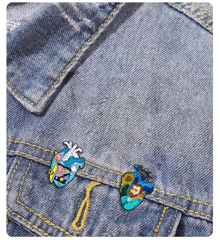 Retro Pin Human Tower Badge Alloy Metal Enamel Unisex Brooches display picture 2