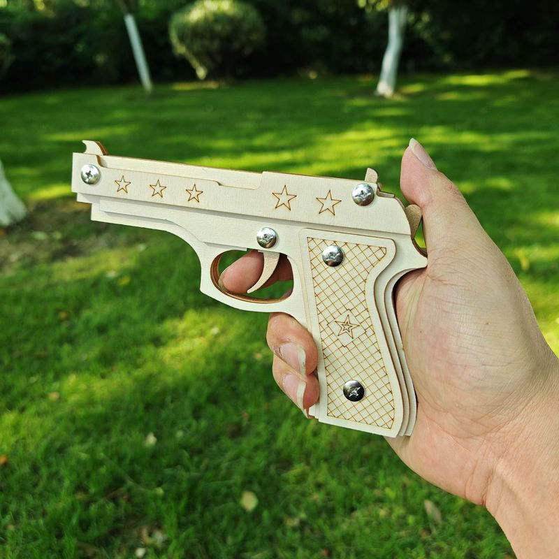 木製輪ゴム銃おもちゃモデルシミュレーション木製銃輪ゴムピストルノスタルジア組み立て可能な部品組み立ておもちゃの銃|undefined