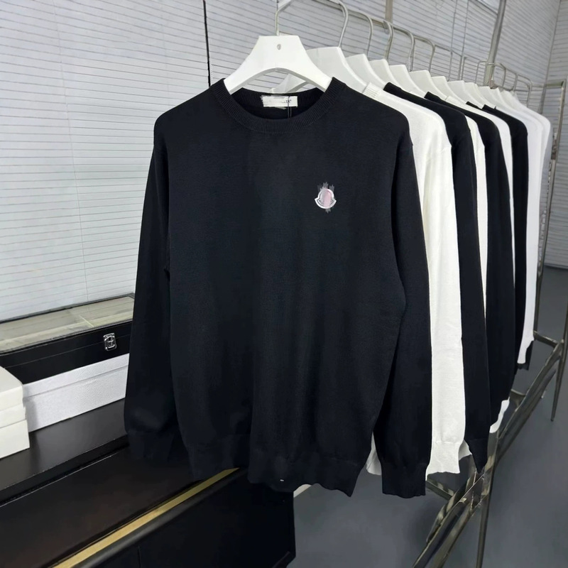 In-stock M-brand embroidered crew neck sweatshirt for men, high-quality pure cotton base shirt, cross-border casual, authentic version of Moncler In-stock M-brand embroidered crew neck sweatshirt for men, high-quality pure cotton base shirt, cross-border casual, authentic version of Moncler