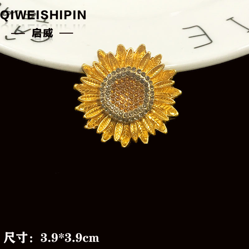 Qiwai の新しいガラスダイヤモンド象嵌ひまわりアクセサリーバッグ衣類車の装飾合金アクセサリー|undefined