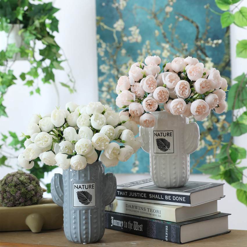 27 tea rose lafite bouquet