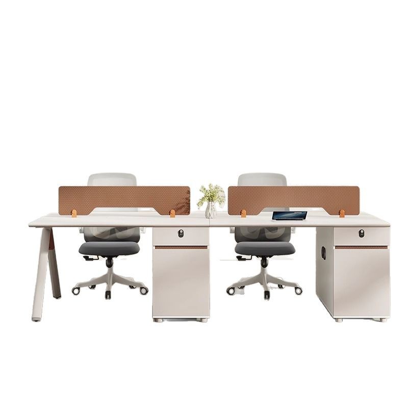 Mesa y silla de personal combinación simple y moderna de cuatro personas cuatro pantallas de personal mesa de computadora mesa de estación de trabajo