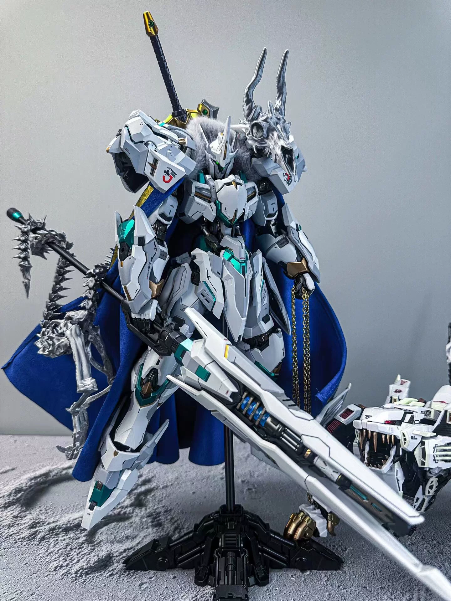 Модифицированный мех Three Kingdoms Bai Qi Cao Ren Ao Bing Gundam Blind Blind MG Destiny Seven Sword Flying Wing Boys Dotted Toys